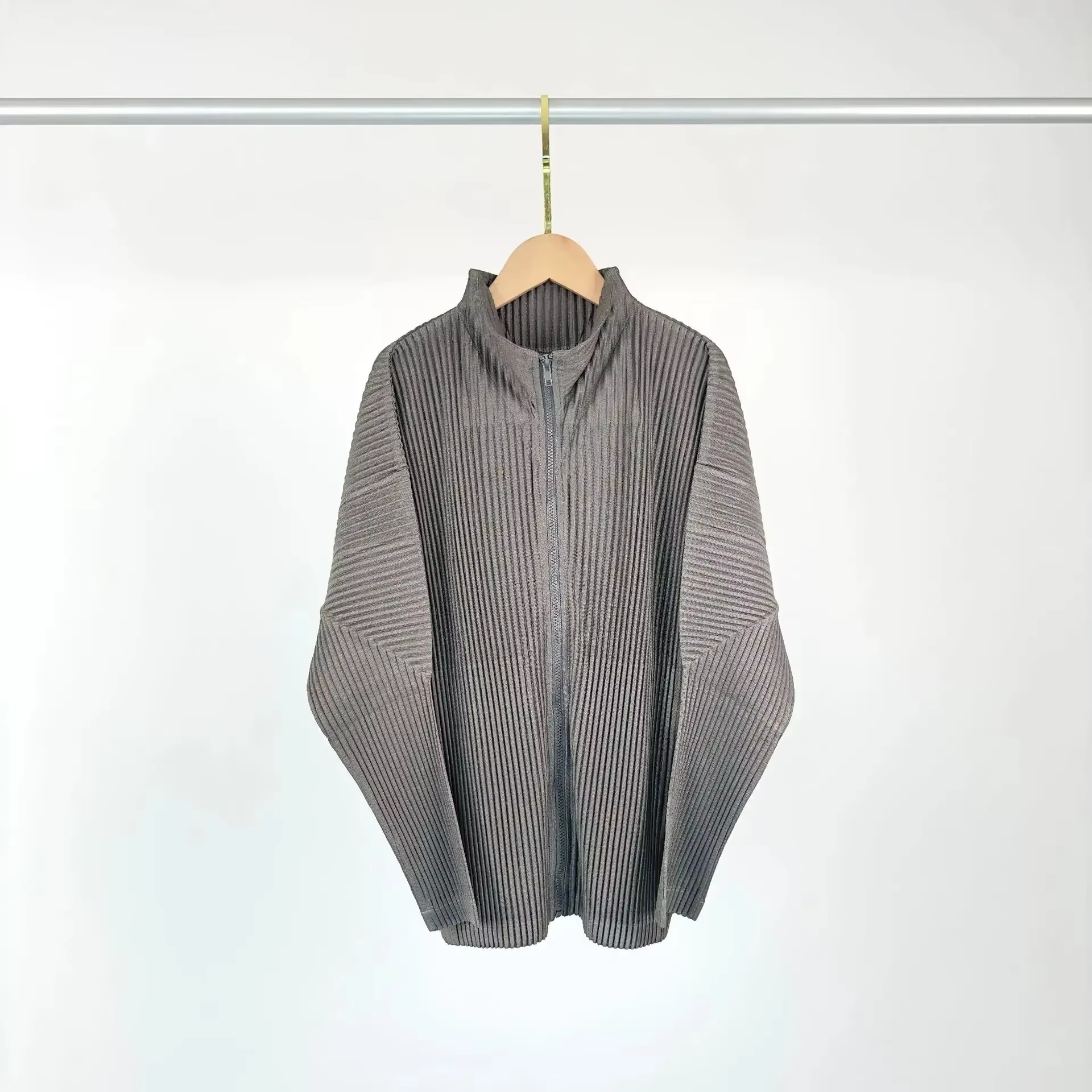 Standing Neck Zipper Long Sleeve Jacket Man CoatAutumn Casual Simple Cool Man Wearing Fashion Pleats for Man - Image 4