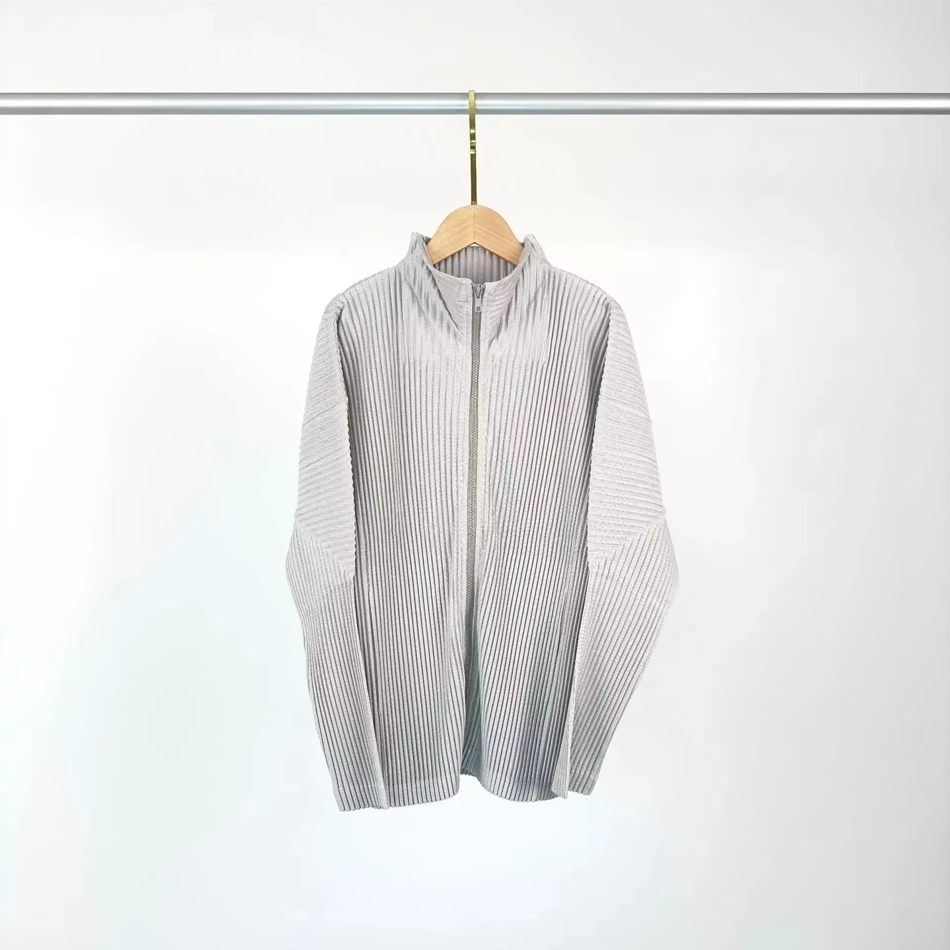 Standing Neck Zipper Long Sleeve Jacket Man CoatAutumn Casual Simple Cool Man Wearing Fashion Pleats for Man - Image 2